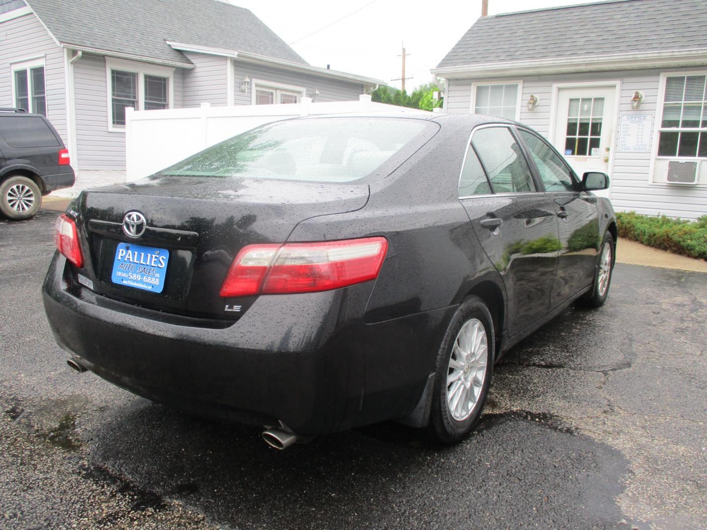 2007 BLACK Toyota Camry LE V6 (4T1BK46KX7U) with an 3.5L V6 DOHC 24V engine, 6-Speed Automatic Overdrive transmission, located at 540a Delsea Drive, Sewell, NJ, 08080, (856) 589-6888, 39.752560, -75.111206 - Photo#8